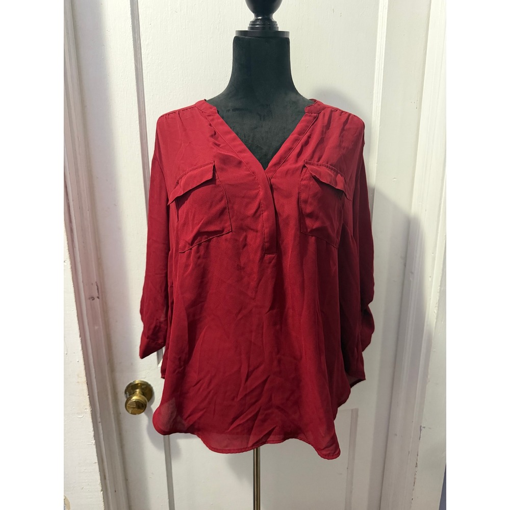 Torrid Harper Burgundy Red 3/4 Roll Tab Sleeve Georgette Pullover Blouse Size 0